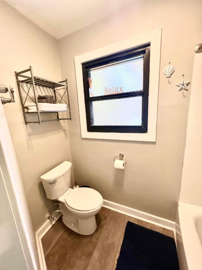 4/2 Home Close To Beach, Centrally Located! Gulfport Exterior foto